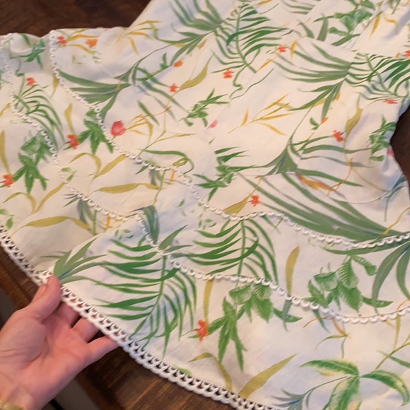 A loves a floral print dress - Picture 3 of 6